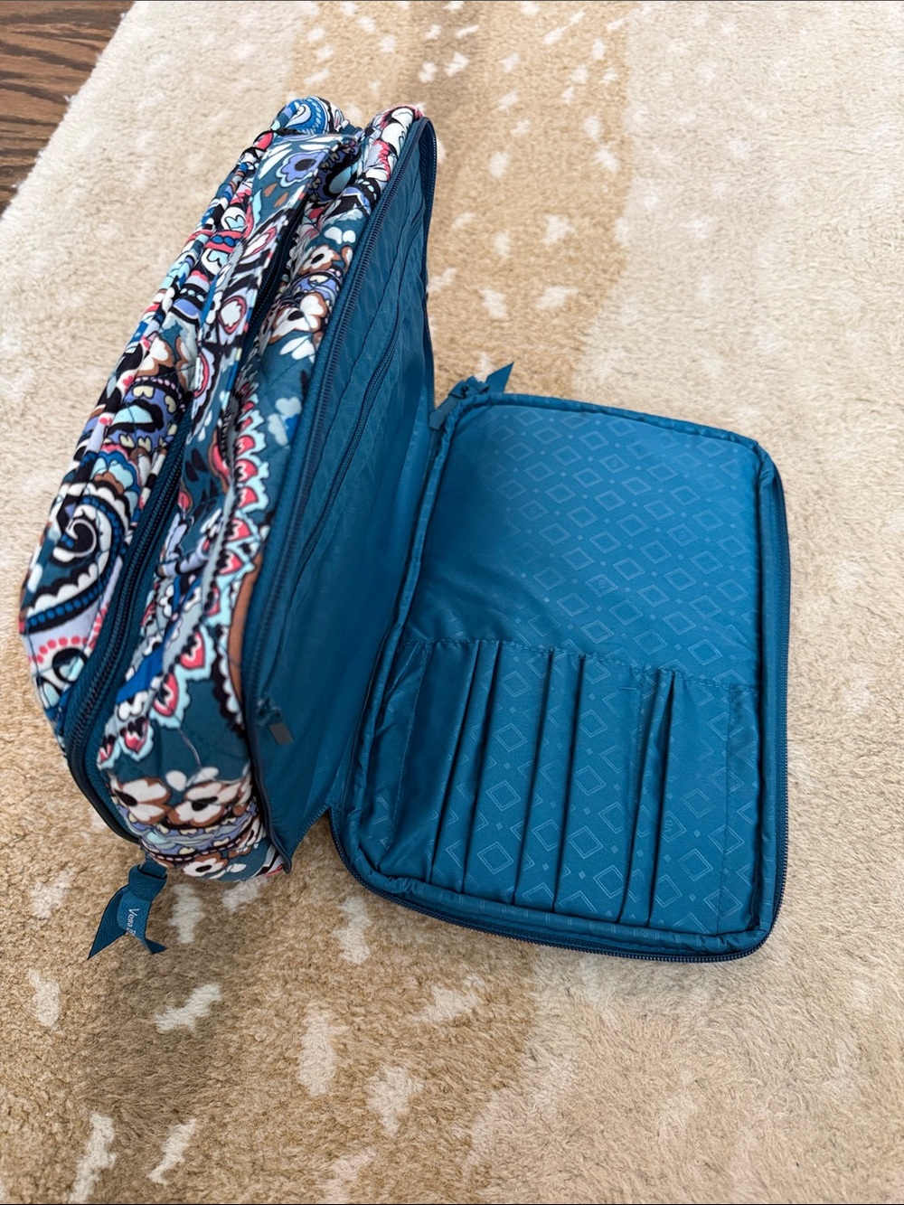 VERA BRADLEY Cotton Large Blush & Brush Makeup Case in Haymarket Paisley Jewel - Picture 9 of 9